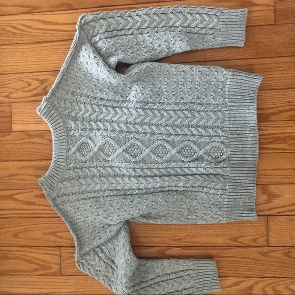 Off Shoulder Sweater - Picture 4 of 5